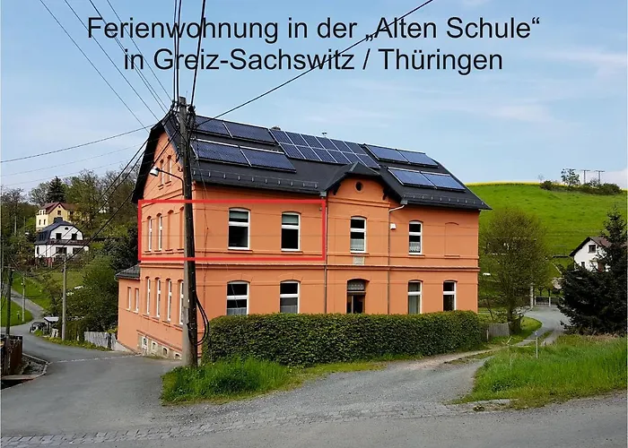 Ferienwohnung West - Alte Schule Sachswitz